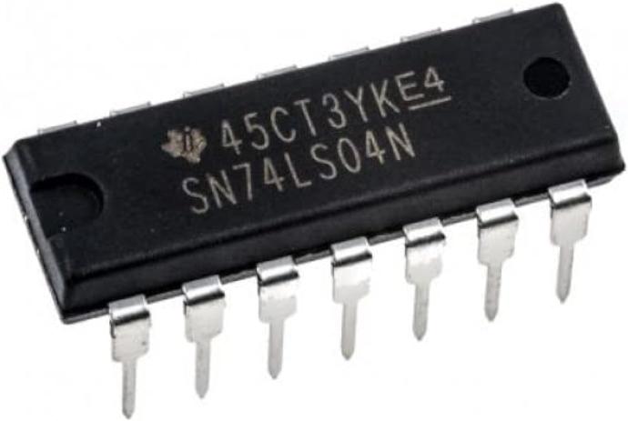 Logic gate IC 7404